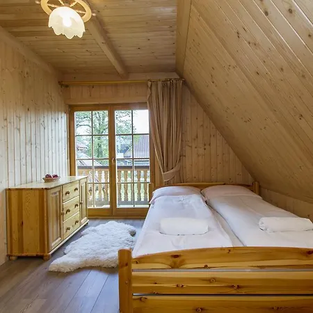 Udanypobyt Przy Lesie Ferienhaus *