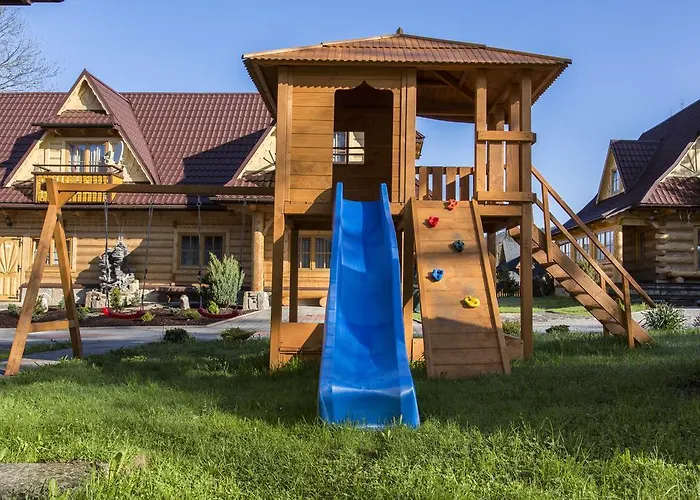 Udanypobyt Przy Lesie * קושצ'ליסקו